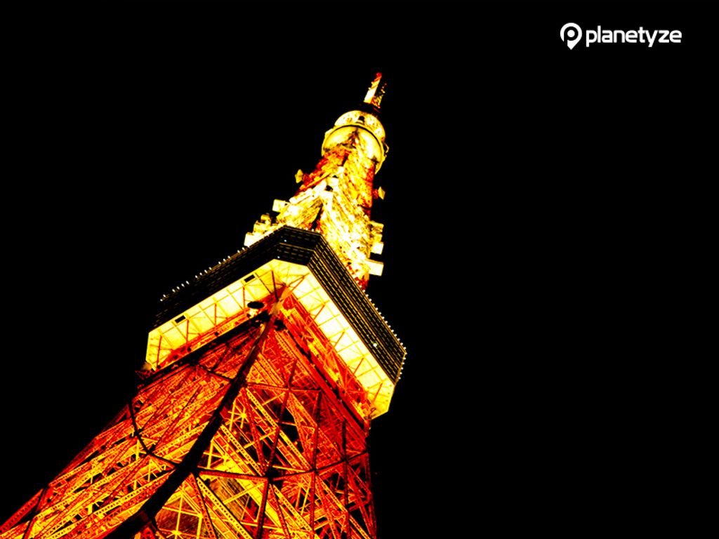 Tokyo Tower is most charming when illuminated
